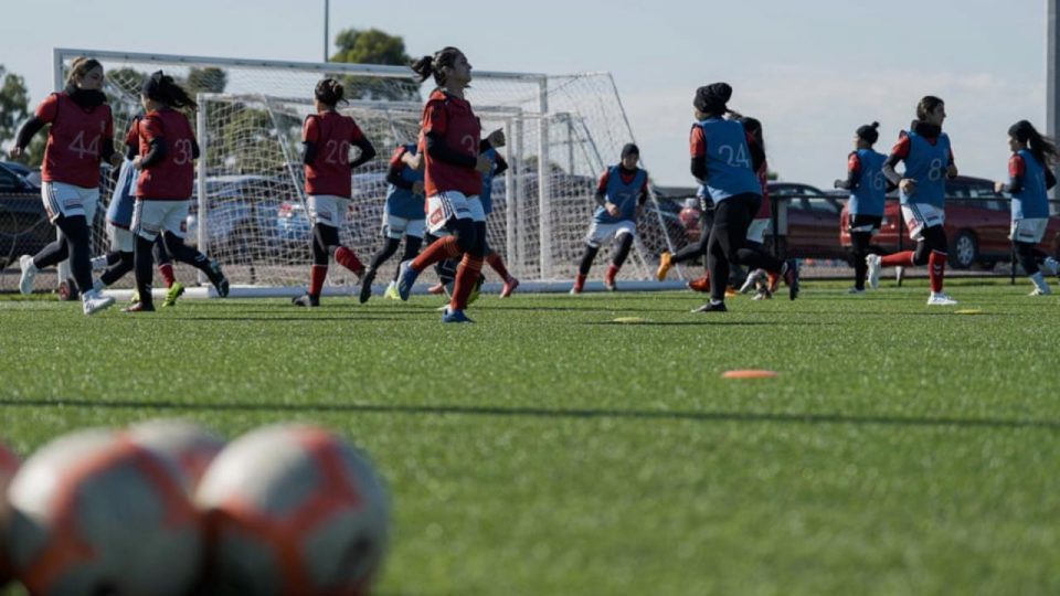 Afgan Kadın Futbol Takımı, Avustralya’da yeniden yeşil sahalarda