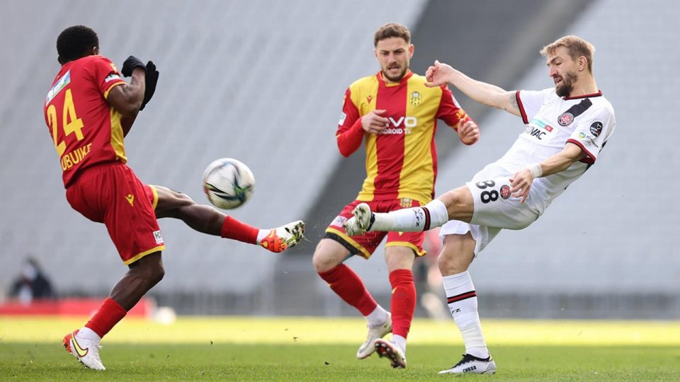 Fatih Karagümrük Yeni Malatyaspor’u ağırlıyor