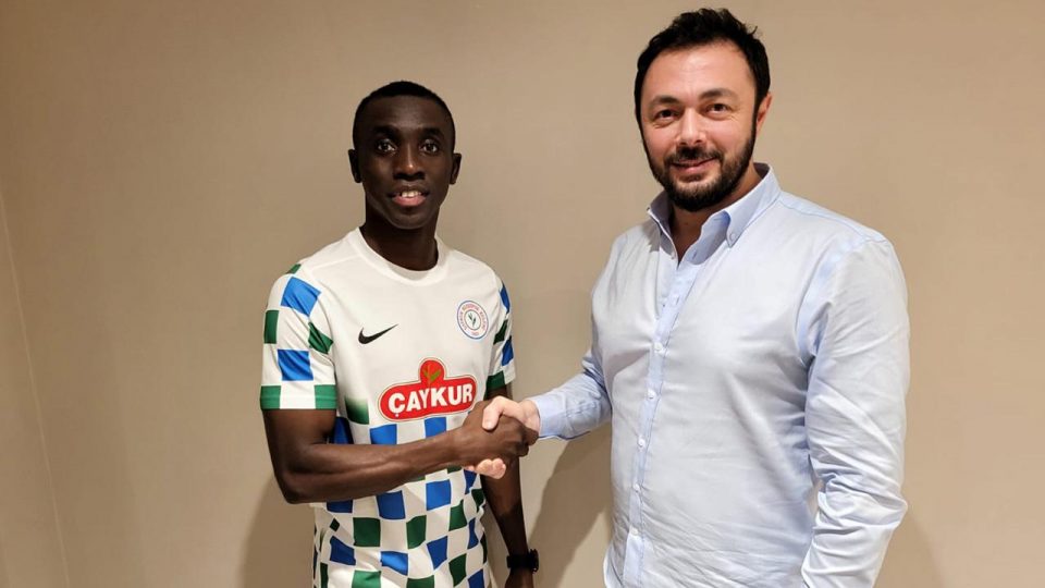 Rizespor Papiss Cisse’yi kadrosuna kattı